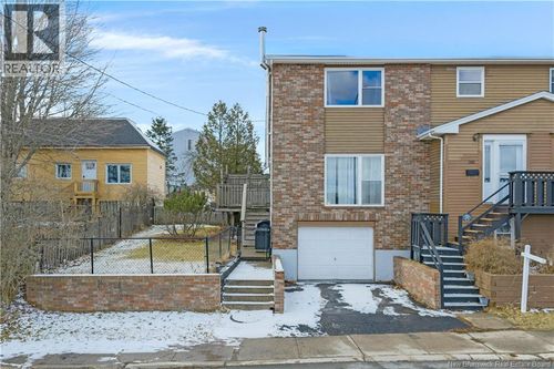 381 Lancaster Ave, Saint John, NB, E2M2L3 | Card Image