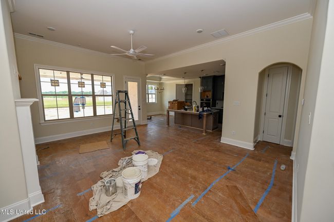 Living Room | Image 7