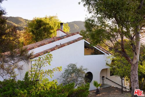 25620 Nebo Dr, Calabasas, CA, 91302-2227 | Card Image