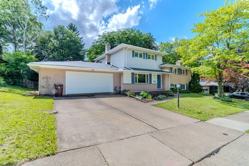 1943 Ivywood Dr, Ann Arbor, MI, 48103-4527 | Card Image