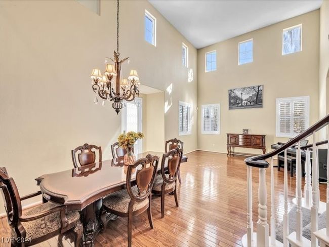 9333 Arrowhead Bluff Ave, House other with 4 bedrooms, 3 bathrooms and null parking in Las Vegas NV | Image 9