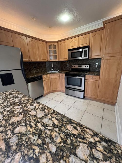 apt-307-3857 Coral Tree Cir, Coconut Creek, FL, 33073-4459 | Card Image