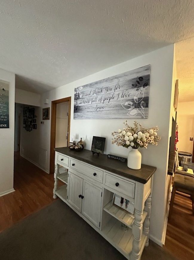 625 Robin St, House other with 3 bedrooms, 3 bathrooms and 2 parking in Bluefield VA | Image 12