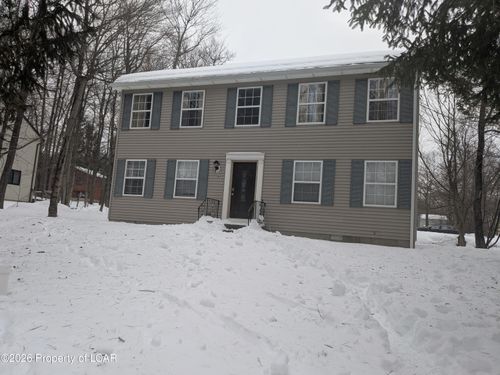 8094 Elizabeth Ln, Tobyhanna, PA, 18466-3525 | Card Image