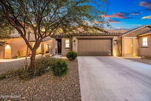 663 W Calle Espadero, Sahuarita, AZ, 85629-1050 | Card Image
