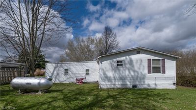 139 E Lake Court, House other with 3 bedrooms, 1 bathrooms and null parking in Lagrange OH | Image 2