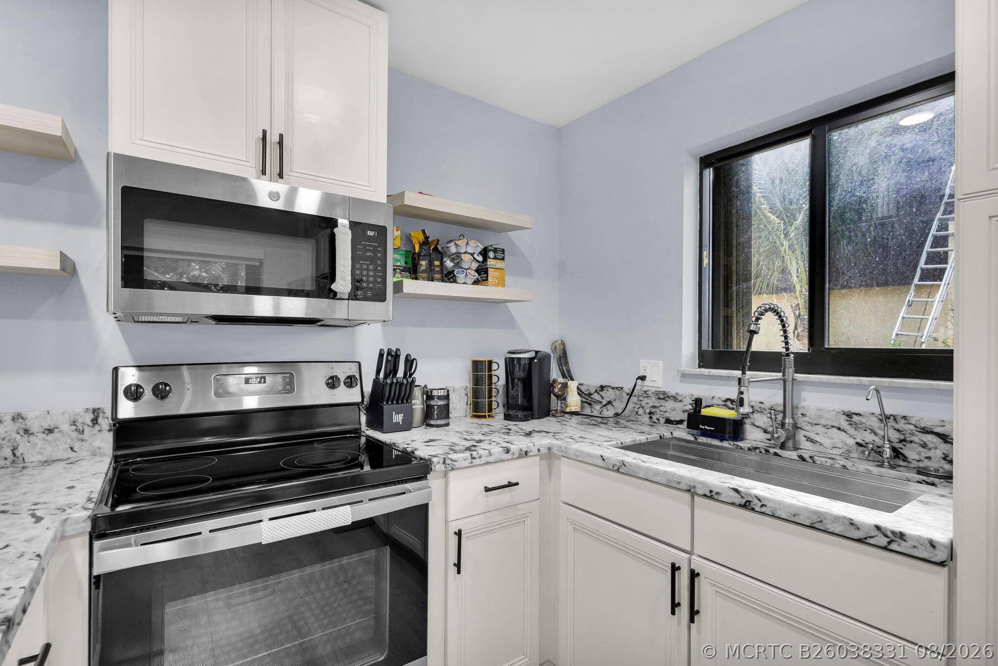 Residential in Lake Worth 5