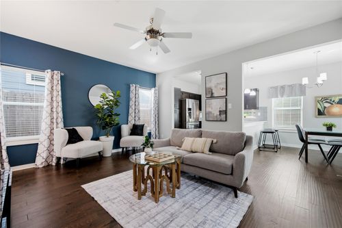 910 Hillstar St, Houston, TX, 77009-1489 | Card Image