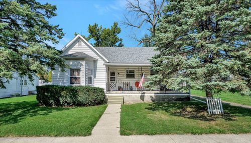 112 E Illinois St, Sibley, IL, 61773-9523 | Card Image