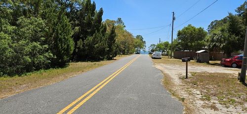 139 Connecticut St, Carrabelle, FL, 32322-9044 | Card Image