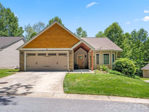 16 Jennlynn Dr, Arden, NC, 28704-5548 | Card Image