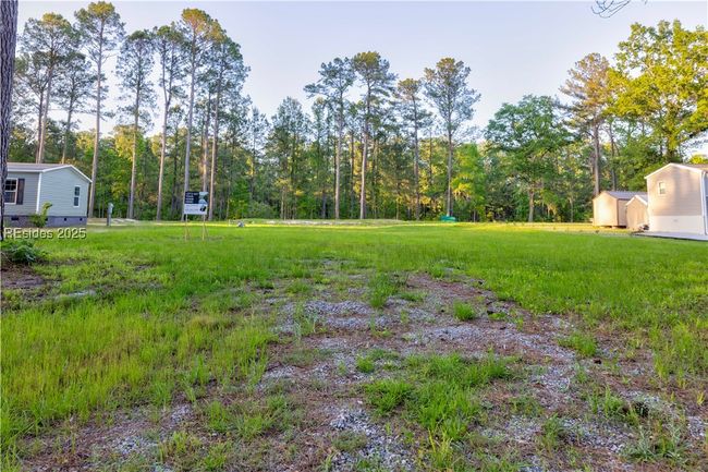 83 Bailey Cir, House other with 3 bedrooms, 2 bathrooms and null parking in Seabrook SC | Image 6