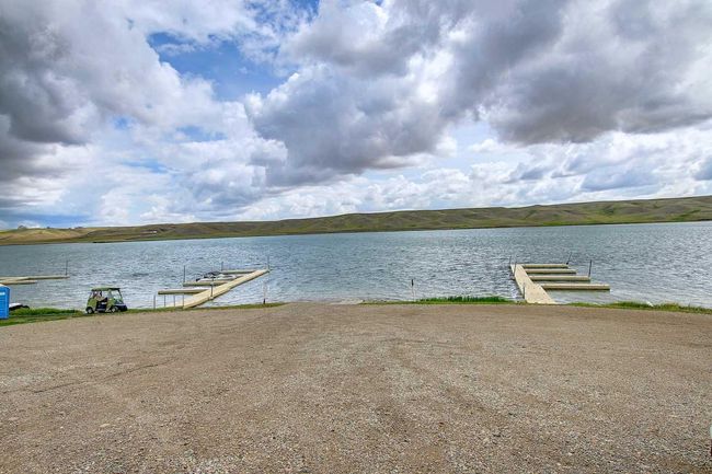 41 White Pelican Way, Home with 3 bedrooms, 2 bathrooms and 2 parking in Lomond AB | Image 30