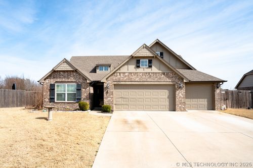 13659 Quincy St, Glenpool, OK, 74033-3828 | Card Image