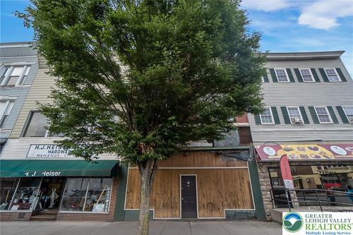 29 E Centre St, Mahanoy City, PA, 17948-2702 | Card Image