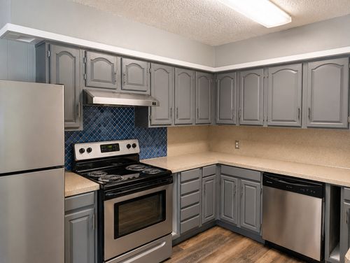 b-2804 Catalina Dr, Austin, TX, 78741-5731 | Card Image