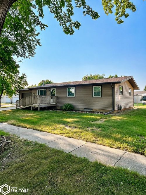 400 3rd Ave Ne, Pocahontas, IA, 50574-1716 | Card Image