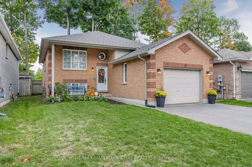 47 Monique Cres, Barrie, ON, L4M6Y3 | Card Image