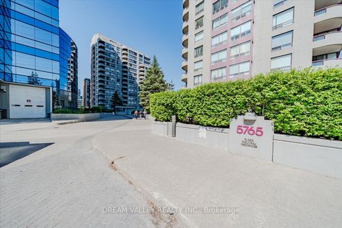 ph504-5765 Yonge St, North York, ON, M2M4H9 | Card Image
