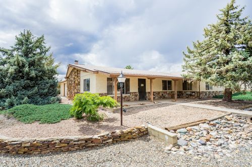 1170 N Broken Wagon Trl, Dewey-Humboldt, AZ, 86327-5423 | Card Image