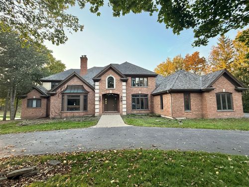 20 Hidden Brook Dr, North Barrington, IL, 60010-6914 | Card Image