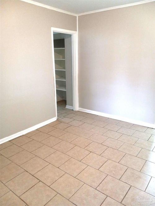 9 Besma Dr, Pensacola, FL, 32506-6418 | Card Image