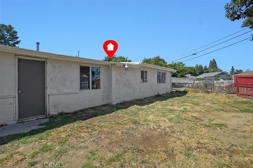 9925 Bloomington Ave, Bloomington, CA, 92316 | Card Image