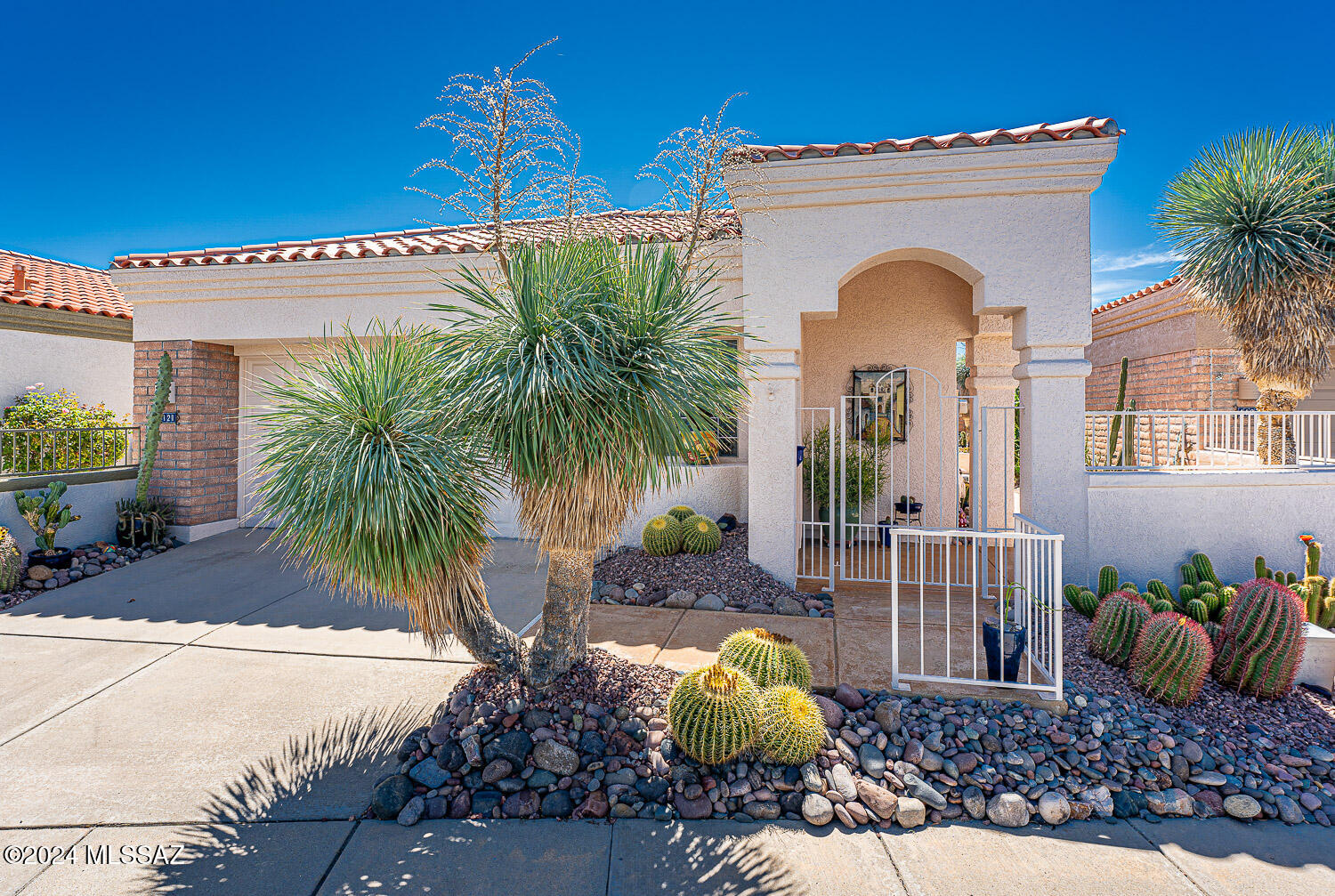 Constancia Ct, Green Valley, AZ 85622