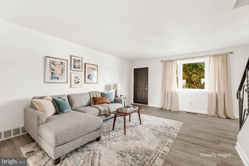 8713 Jackson St, PHILADELPHIA, PA, 19136-2131 | Card Image