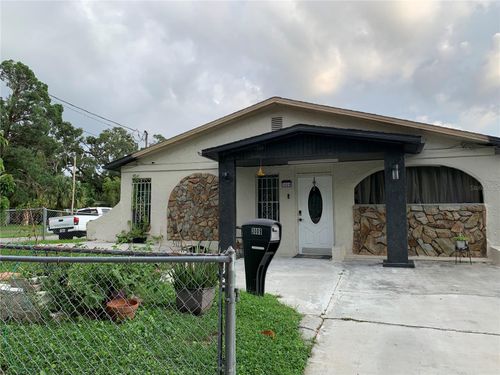 3009 E 25th Ave, TAMPA, FL, 33605-2137 | Card Image
