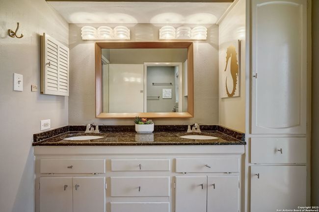APT-44B - 8915 Datapoint Dr, Condo with 3 bedrooms, 3 bathrooms and null parking in San Antonio TX | Image 22
