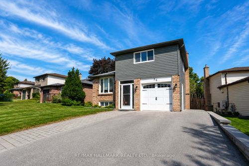 36 Ridgeway Ave, Barrie, ON, L4N5L2 | Card Image