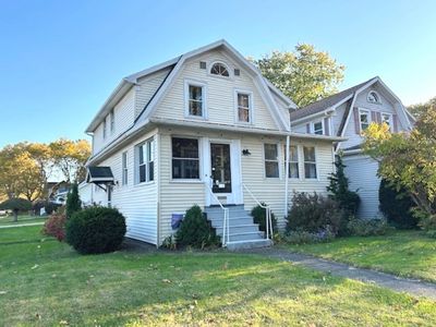 4123 Niagara Place, House other with 3 bedrooms, 2 bathrooms and null parking in Erie PA | Image 1