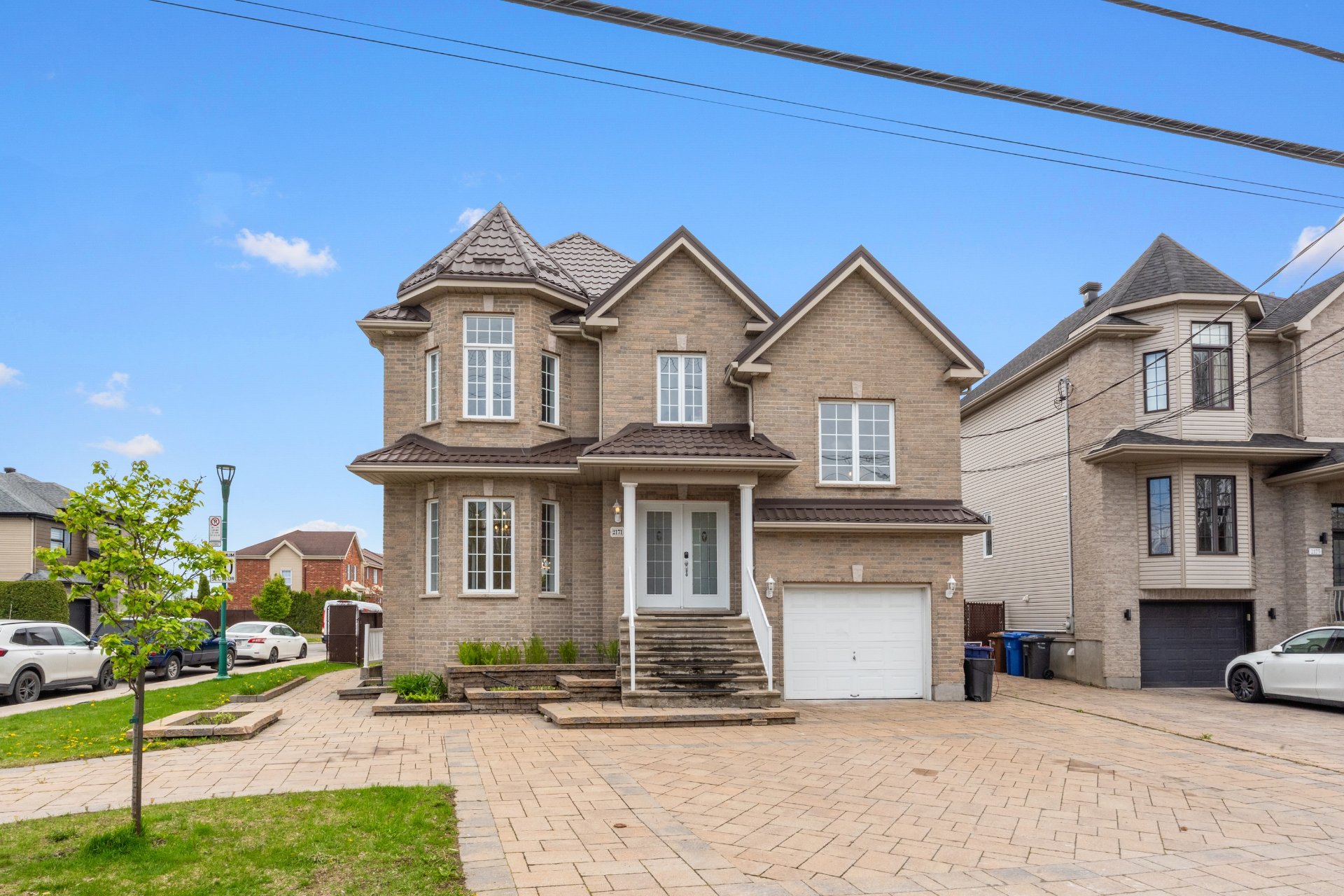 Residential in Laval (Sainte-Rose) 4
