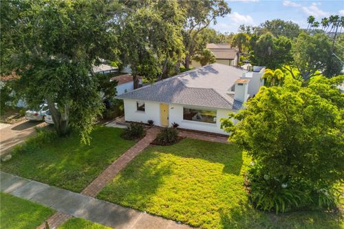 317 Harbor Dr S, VENICE, FL, 34285-2608 | Card Image