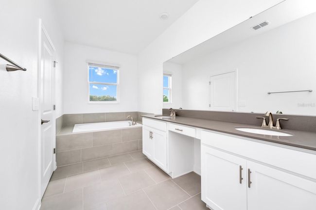 1596 Contentment Loop, House other with 3 bedrooms, 2 bathrooms and null parking in KISSIMMEE FL | Image 27