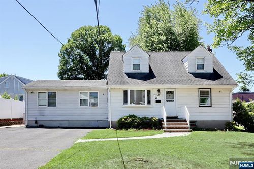 71 Lexington Ave, Dumont, NJ, 07628-1616 | Card Image