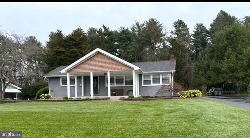 11 Holly Ter, BRIDGETON, NJ, 08302-4511 | Card Image