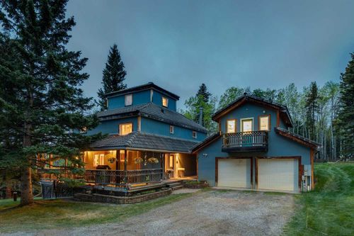 7 Aspen Creek Dr, Bragg Creek, AB, T0L0K0 | Card Image