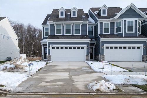 unit-1-950 Memory Ln, Aurora, OH, 44202-8911 | Card Image