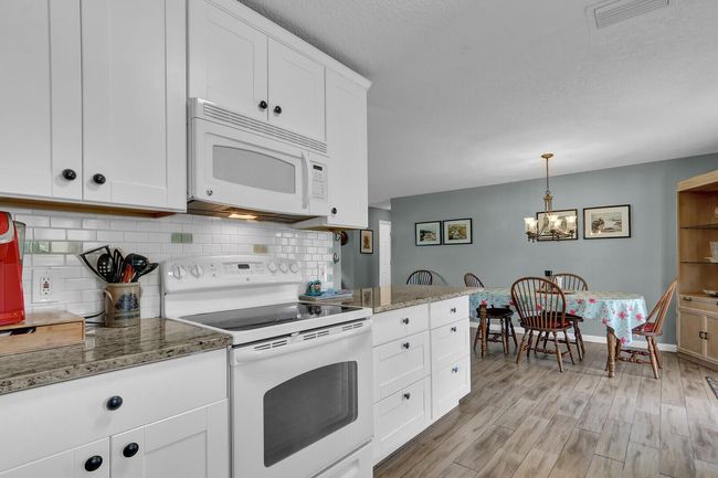 372 Franklin Rd, House other with 2 bedrooms, 2 bathrooms and null parking in Tequesta FL | Image 11