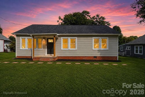 115 Autumn Leaf Rd, Troutman, NC, 28166-9552 | Card Image