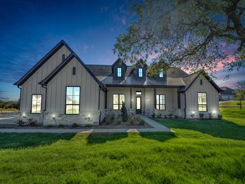 740 Burr Oak Ln, Weatherford, TX, 76085-4006 | Card Image