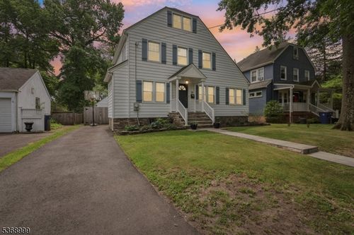 22 Laurel Pl, Fanwood, NJ, 07023-1315 | Card Image