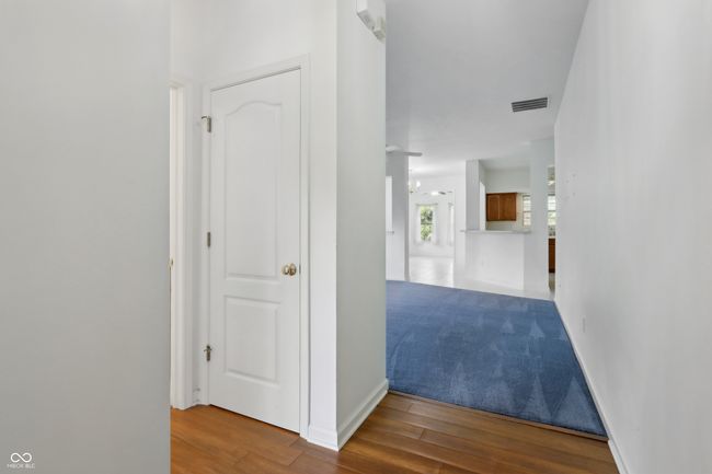 Living Room and Dining Area | Image 5