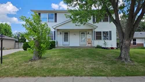 6104 N Frostwood Pkwy, Peoria, IL, 61615-2803 | Card Image