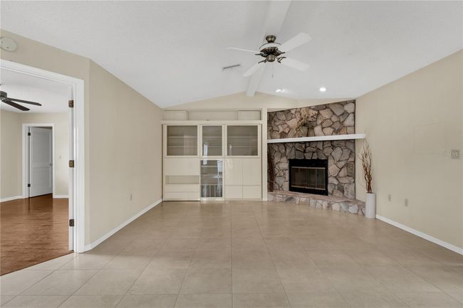 5078 Florentine Ct, House other with 3 bedrooms, 3 bathrooms and null parking in Spring Hill FL | Image 8
