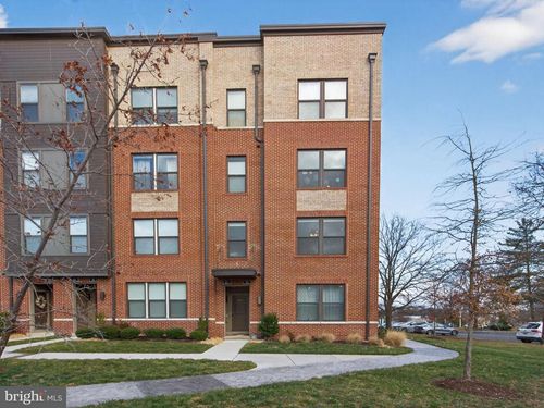 48-55 Silverway Dr, HERNDON, VA, 20170-5353 | Card Image