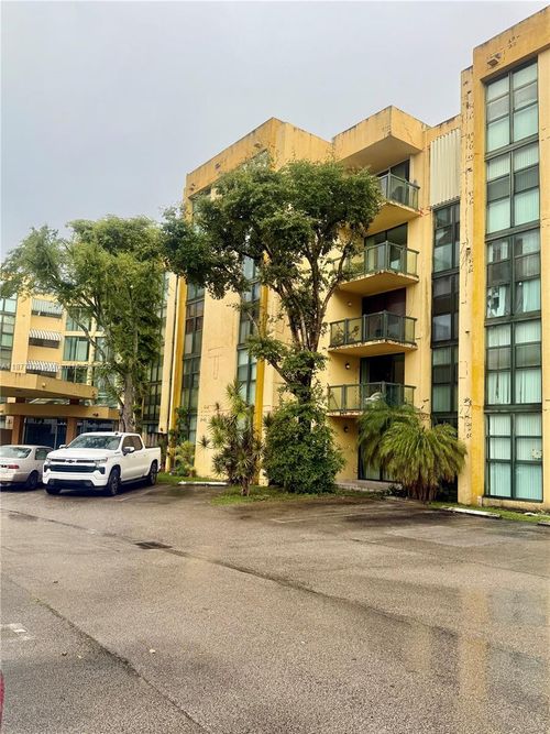 2-11780 Sw 18th St, Miami, FL, 33175-1605 | Card Image