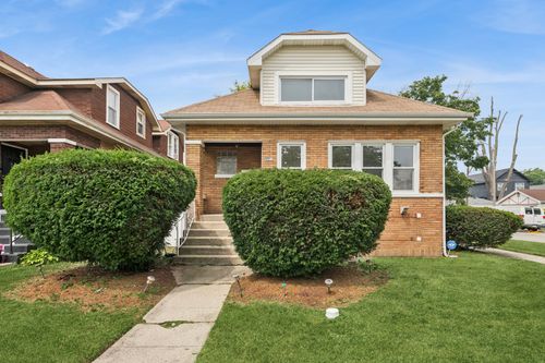 2100 S 10th Ave, Maywood, IL, 60153-3108 | Card Image